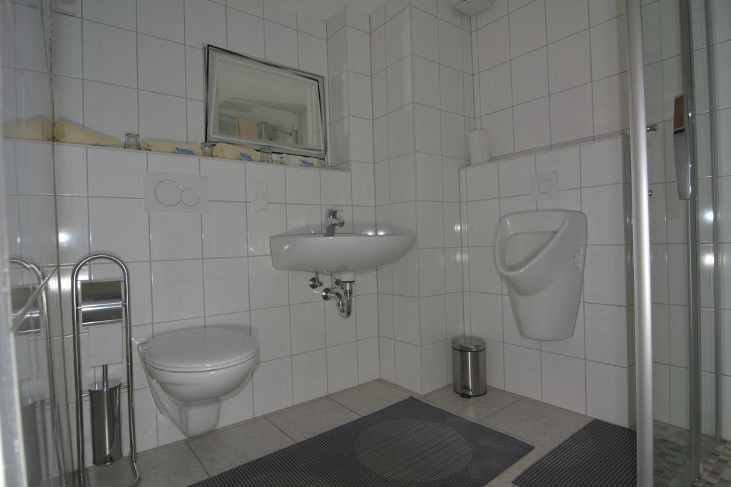 Traditionsgasthof Zum Luedertal Bimbach Bagian luar foto